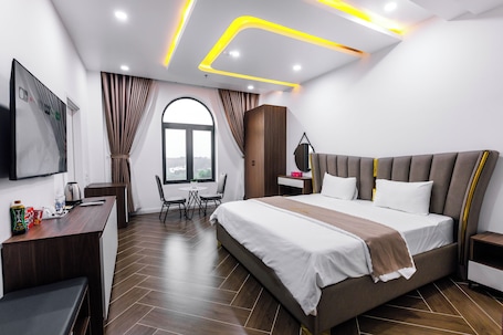 Luxury Studio Suite. Times Hotel