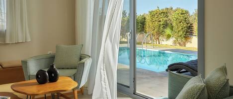Villa, 2 Bedrooms, Private Pool | Living area