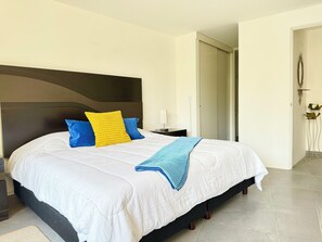 2 bedrooms, desk, iron/ironing board, free WiFi