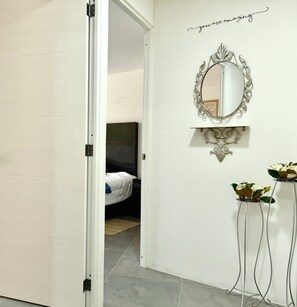 2 bedrooms, desk, iron/ironing board, free WiFi