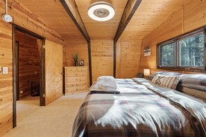 3 chambres, fer et planche à repasser, Wi-Fi gratuit, draps fournis
