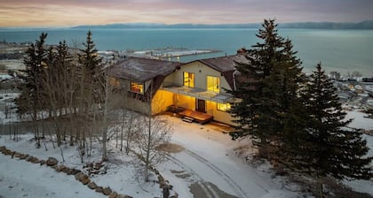 Views-Hot Tub-Sauna-Game room-Sleeps 50-7000 Sq ft