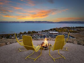 Property grounds - Views-Hot Tub-Sauna-Game room-Sleeps 50-7000 Sq ft (Garden City)