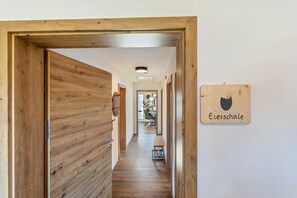 Interior - Apartment 'Eierschale' with Mountain View, Balcony and Wi-Fi (Schmallenberg)