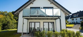 Apartment 'Eierschale' with Mountain View, Balcony and Wi-Fi