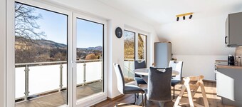 Apartment 'Waldhaus' with Mountain View, Balcony and Wi-Fi