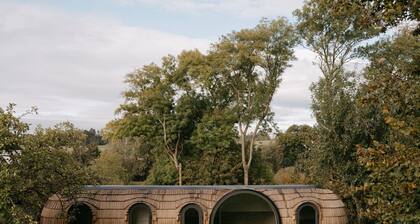 Tiny Home 'Stall Und Sterne - Großer Wagen' with Private Terrace, Shared Garden and Wi-Fi