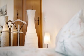 1 habitación, wifi gratis y ropa de cama