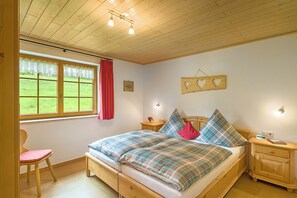 2 Schlafzimmer, kostenloses WLAN, Bettwäsche, Rollstuhlgeeignet