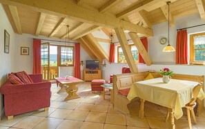 Televisión, tenis de mesa y estéreo