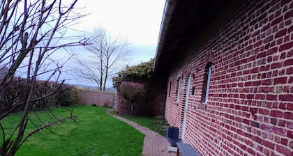 Apartment with garden 30min from Lille!