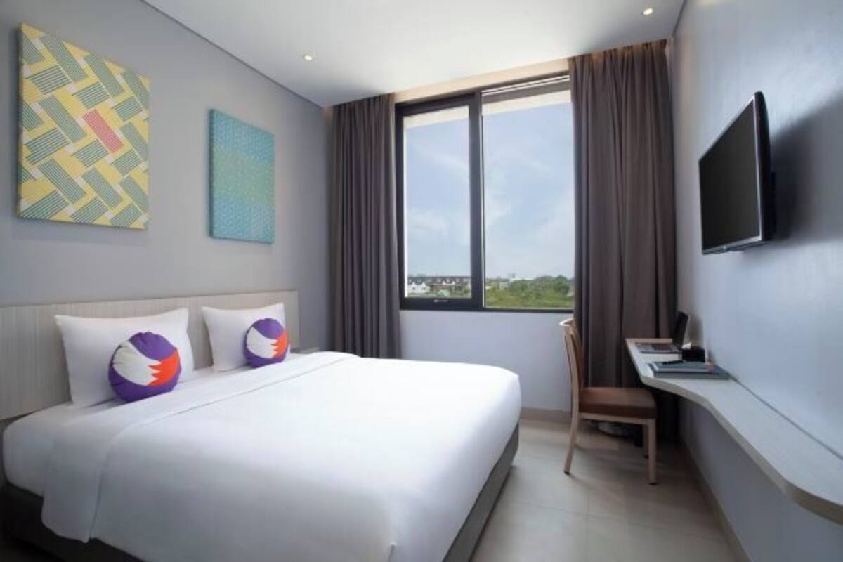 In-room safe, desk, iron/ironing board, free WiFi