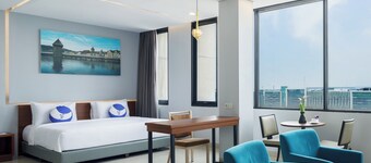 Fox Lite Hotel Cikarang