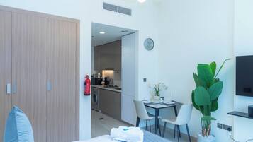 Pengeskab på værelset, strygejern/strygebræt, gratis Wi-Fi