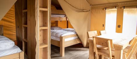 2 bedrooms, free WiFi