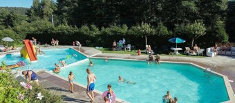 Family Forest Stay with Garden