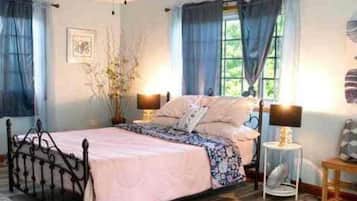 Cortinas blackout, tabla de planchar con plancha y wifi gratis