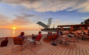 Outdoor dining - L'Impasse des Vagues - Comfortable accommodation close to the beach (Fouras)