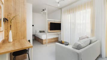 1 bedroom, desk, laptop workspace, blackout drapes