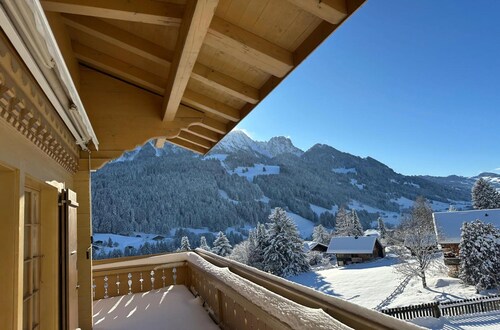 Apartment in Gstaad With Stunning Mountain Views