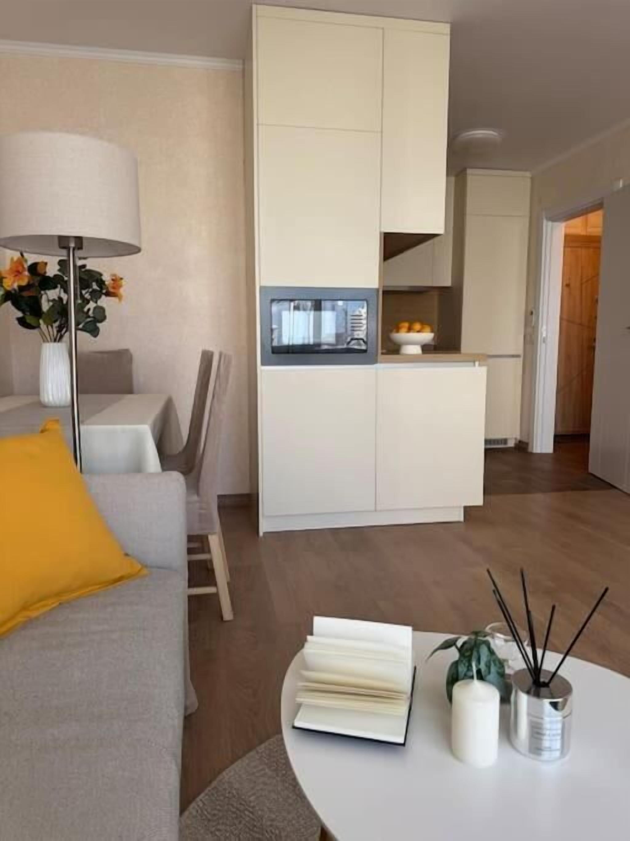 Apartment, 1 Bedroom, Garden View | Dining