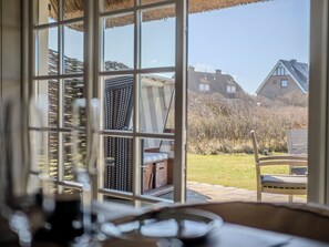 Interior - Excl. Luxury house under thatch with 4 rooms on approx. 150 m², for up to 6 pers. (Wenningstedt-Braderup (Sylt))