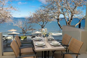 Outdoor dining - Argo Suites D4 (Poros)