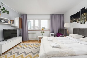 1 bedroom, blackout curtains, iron/ironing board, free WiFi - ShortStayPoland Ogrodowa B144 (Warsaw)