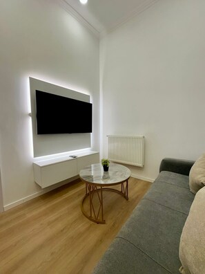 Classic Apartment | Living area