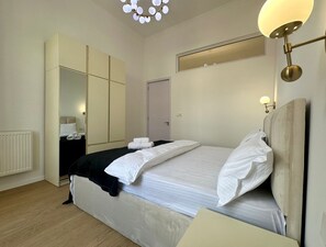 1 chambre, espace de travail pour ordinateur portable