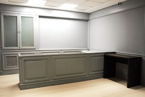 Reception - Domus Dea Roma - by Trinità (Rome)