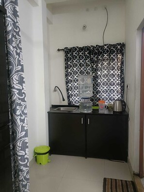 Interior - Charming lodge in serene Kochi with WiFi, AC (Kochi)