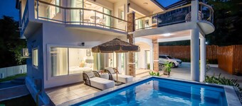 Ocean View 4BR Pool Villa KataBB Seaview