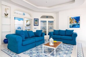 TV - Terry's House - Breathtaking view of Vesuvius in the heart of Sorrento (Sorrento)
