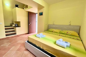 1 bedroom, free WiFi, bed sheets