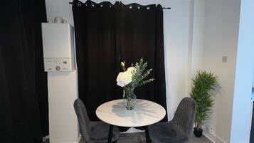 House | Dining