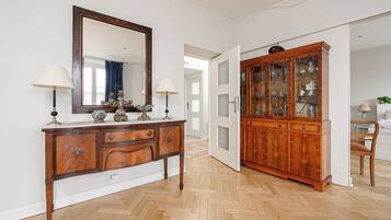 1 makuuhuone, pimennysverhot, silitysrauta/-lauta, ilmainen Wi-Fi