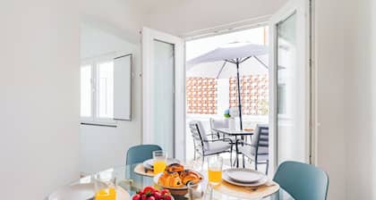Seaside Modern Flat I Historical Cascais