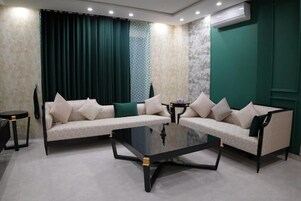Sala de estar en el lobby
