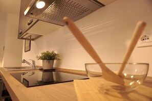 Oven, stovetop, dishwasher, coffee/tea maker