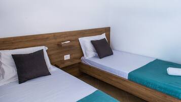 2 chambres, fer et planche Ă repasser, Wi-Fi, draps fournis