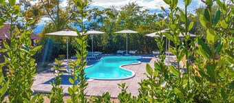 Exclusive villa with pool 5min from sea (for groups of friends and families)