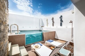 The Old Court Council Luxury Villa in Gavrio