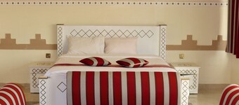 Room-golden Palm Oasis - Royal Palm Suit
