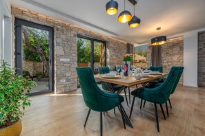 In-room dining - Villa Giulia Zadarvillas (Privlaka)
