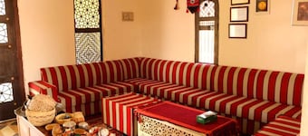 Room-golden Palm Oasis Royal Palm Classi