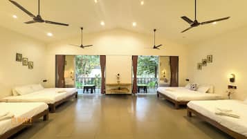 Family Double or Twin Room, Balcony | Laptop workspace, free WiFi