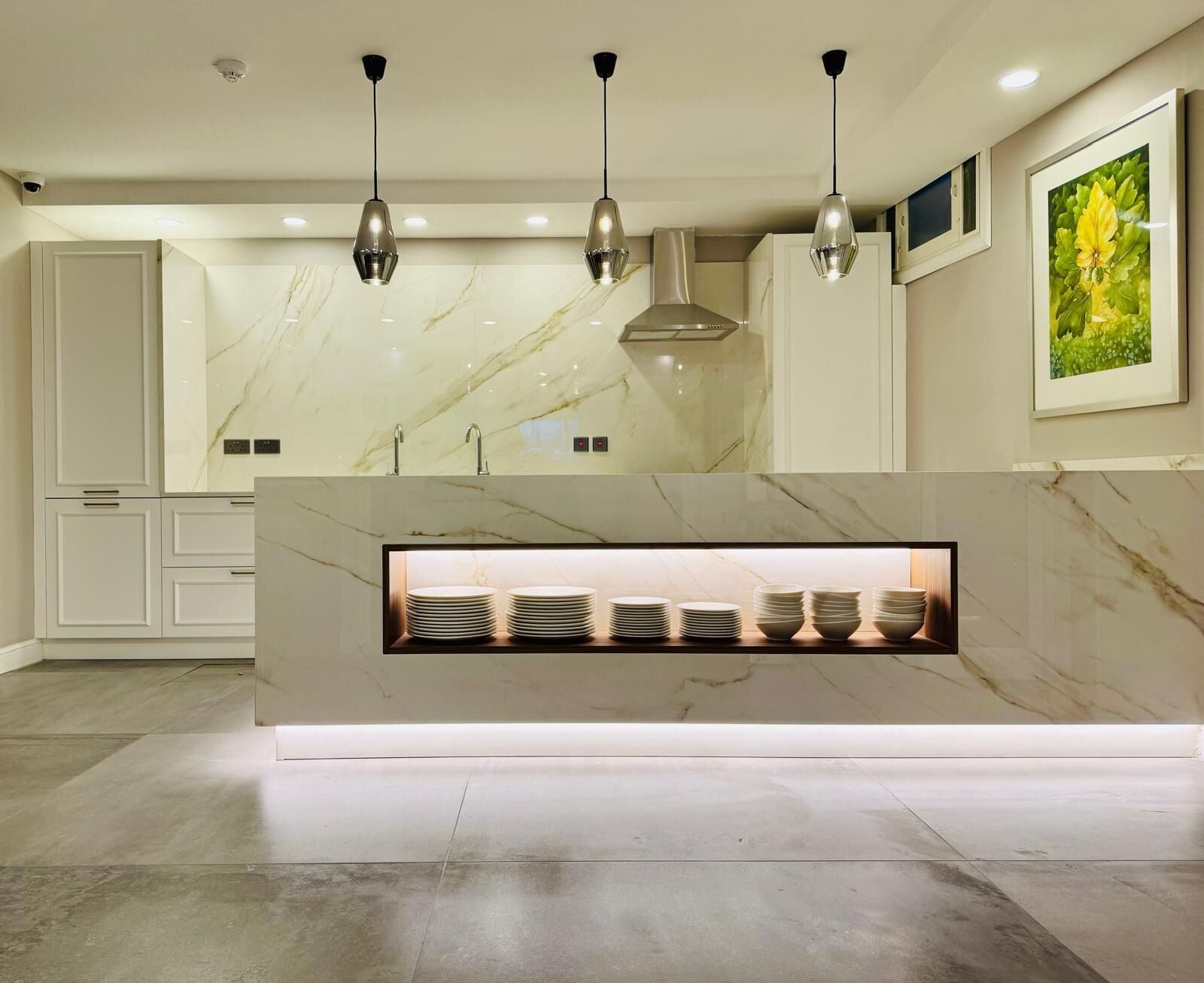 Mesin espresso, mesin pembuat kopi/teh, dan ketel listrik