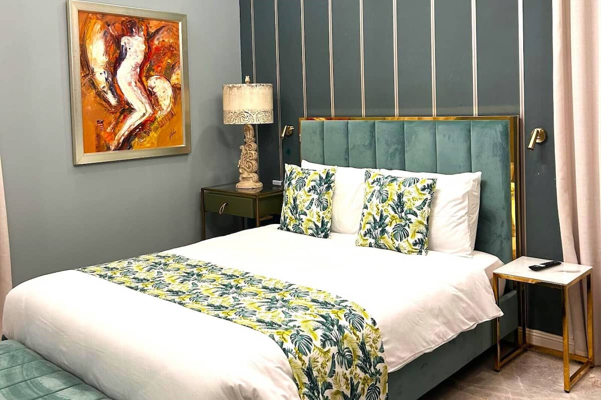 Deluxe Double Room, Garden View