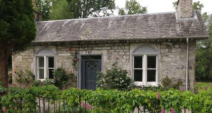 The Lodge at Duchray Castle. Perfect for family with 3 small children.